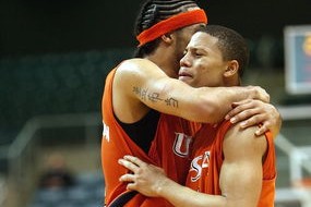 九游娱乐app-篮球运动员专项体能训练周期化方案的制定与效果评价，篮球运动员体能训练内容