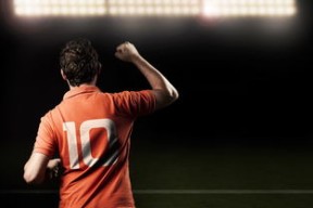 九游体育官网-老将回暖谁依旧是球队主心骨，老将复出