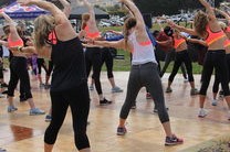 九游娱乐-女子接力再夺银 实力不俗，女子接力金牌视频