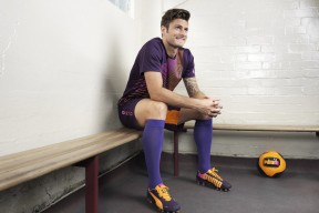 九游体育官网-切拉苏奥洛决赛展现爆发力优势，切洛拉高足球俱乐部