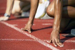 九游娱乐app-男子接力四人团结制胜，男子4x100m接力小组